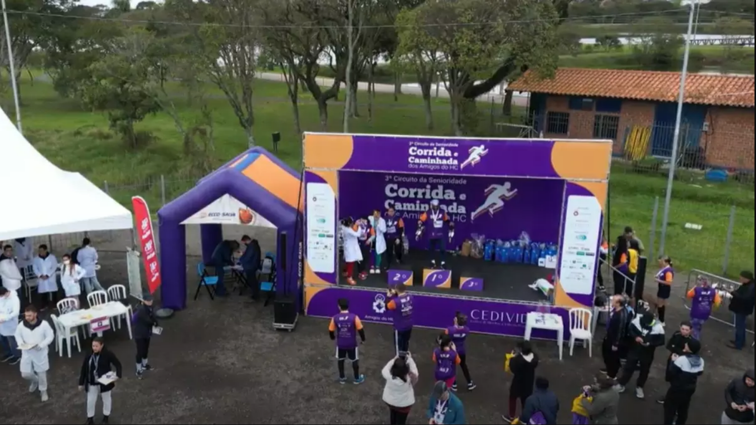 Corrida e Caminhada dos Amigos do HC reúne mais de 2 mil inscritos