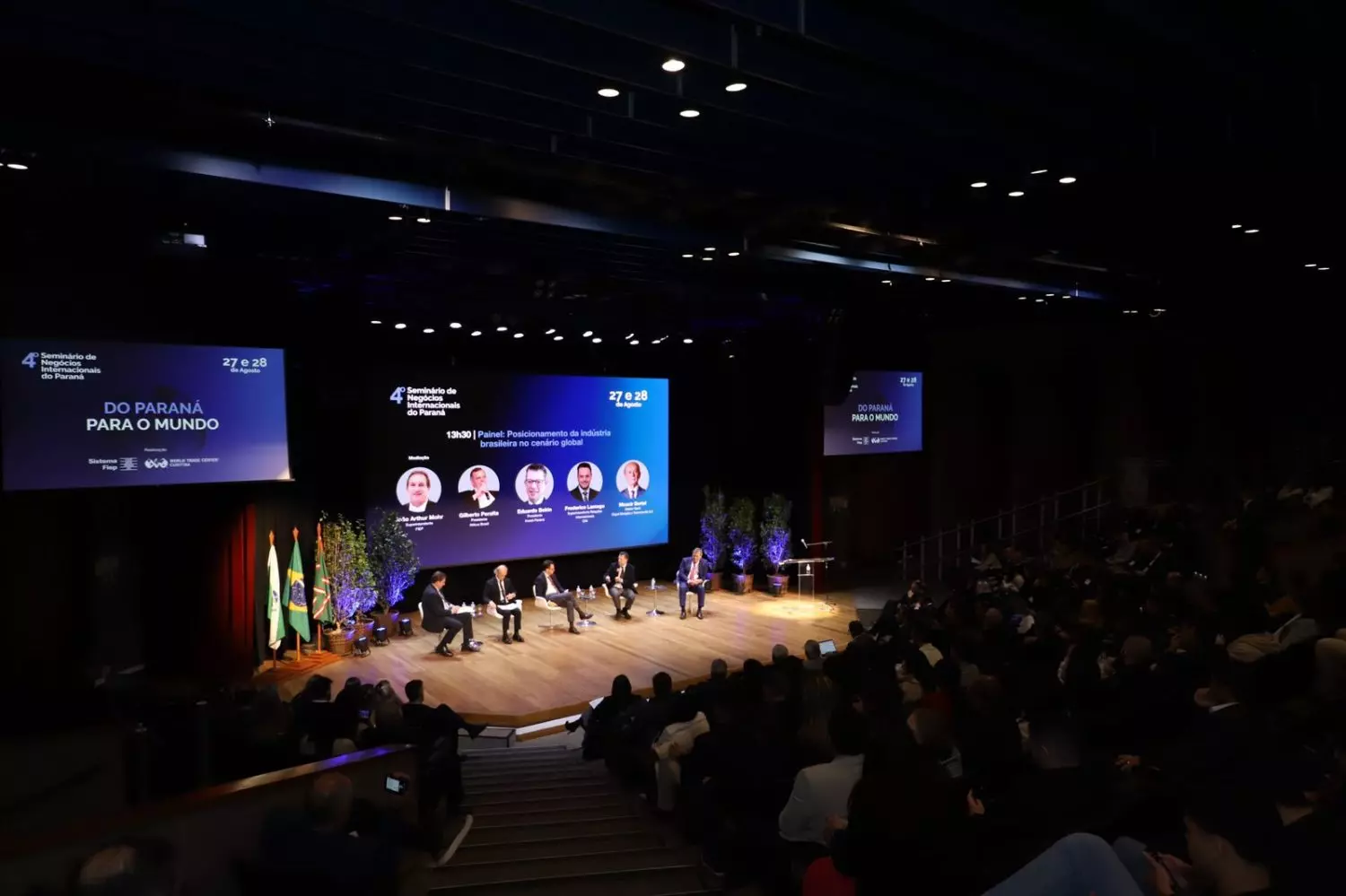 Seminário de Negócios Internacionais do Paraná reúne 1500 empresários
