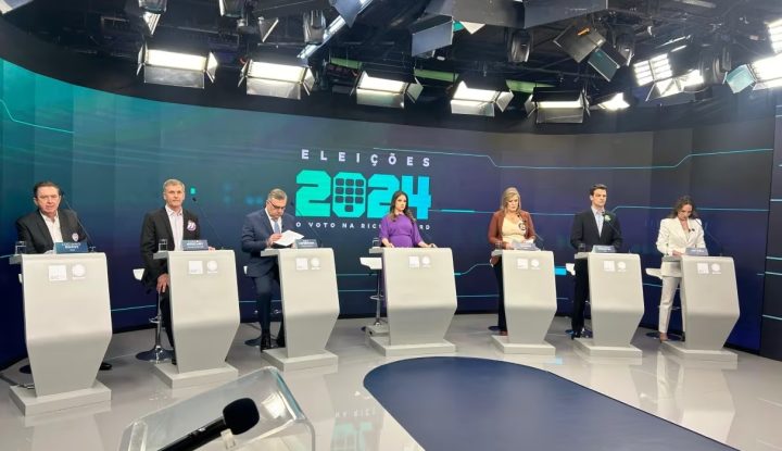 RICtv | RECORD conquista liderança de audiência com debate entre candidatos à prefeitura de Curitiba